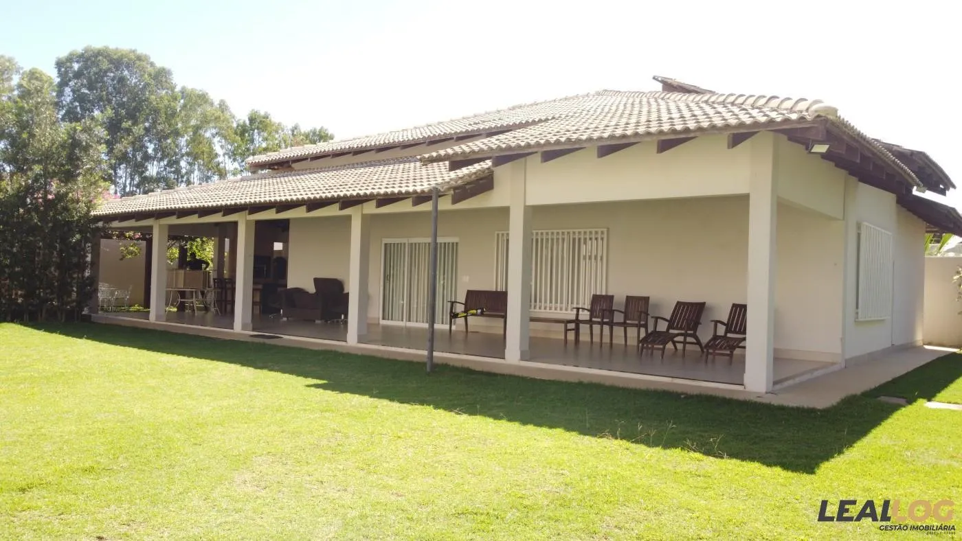 Casa em Condomínio para Venda em Chapada dos Guimarães / MT no bairro Rodovia MT 251