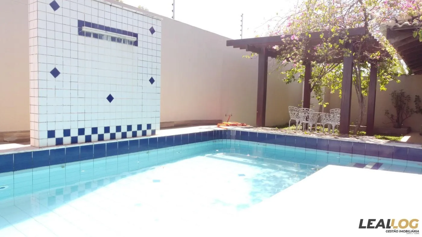 Casa em Condomínio para Venda em Chapada dos Guimarães / MT no bairro Rodovia MT 251