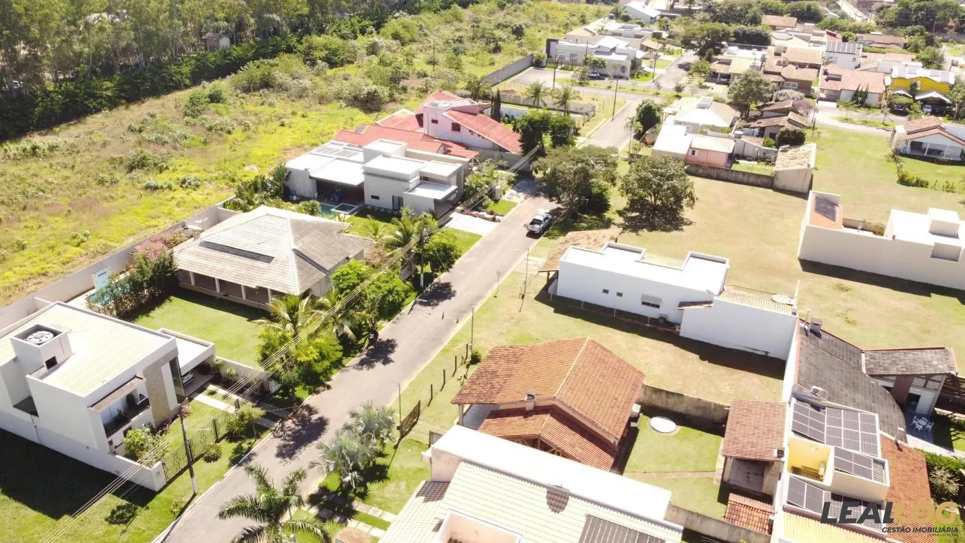 Casa em Condomínio para Venda em Chapada dos Guimarães / MT no bairro Rodovia MT 251
