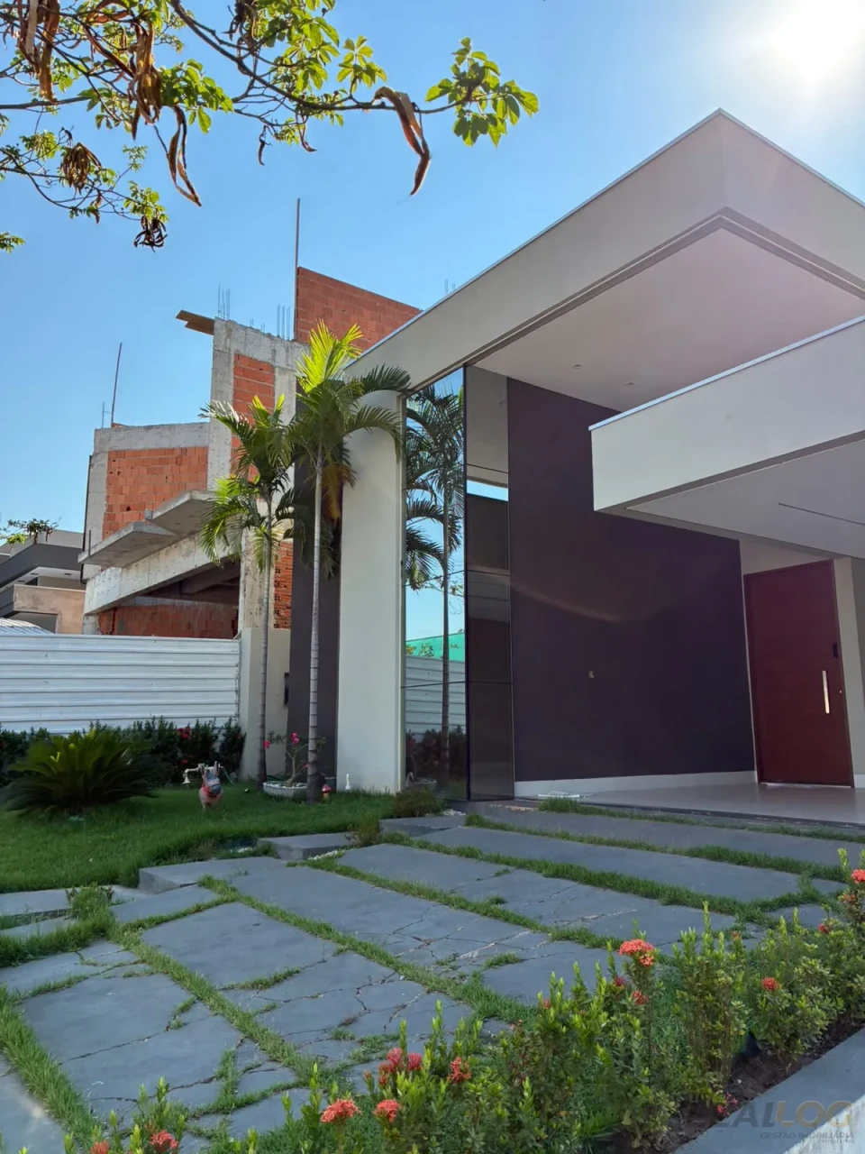 Imagens do imóveis Alugo Casa Mobiliada No Condomínio Belvedere