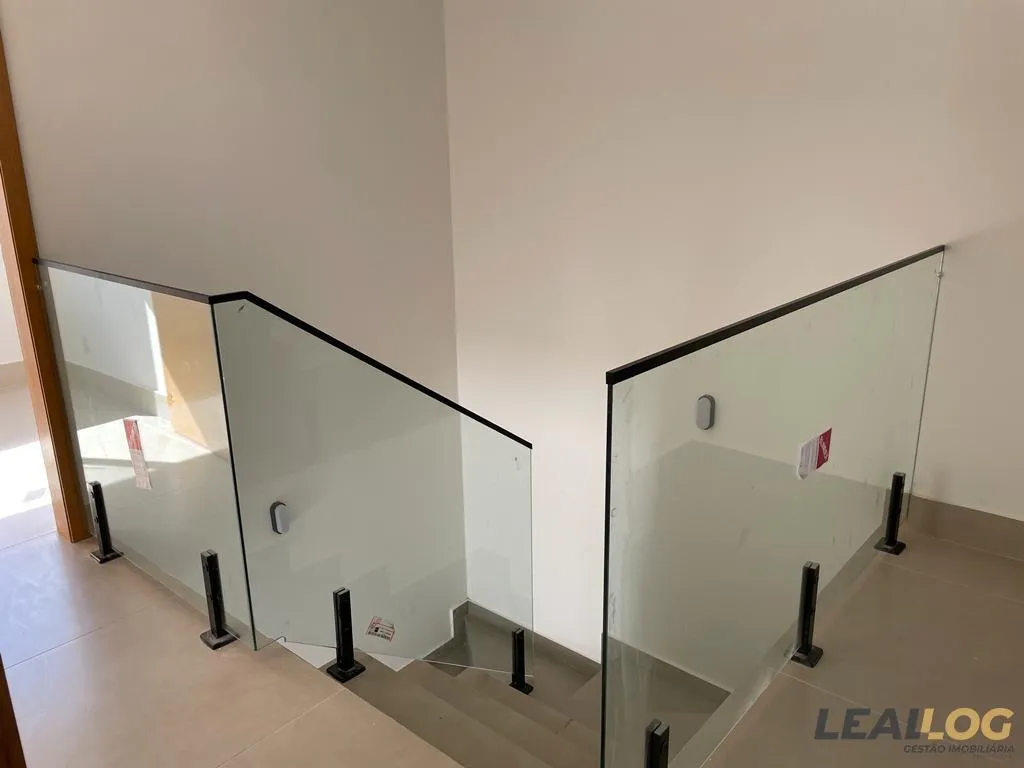 Imagens do imóveis Casa para Venda em Cuiabá / MT no bairro Jardim Tropical