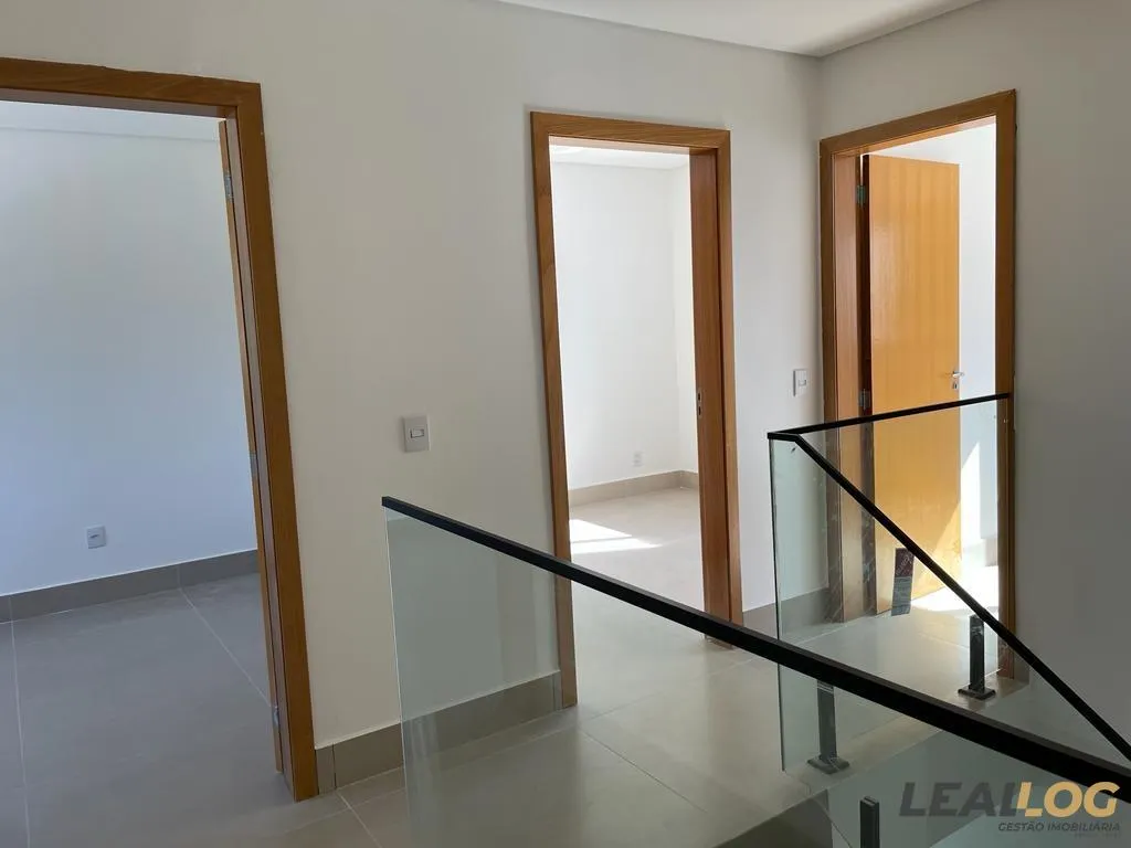 Imagens do imóveis Casa para Venda em Cuiabá / MT no bairro Jardim Tropical