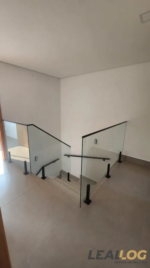 Imagens do imóveis Casa para Venda em Cuiabá / MT no bairro Jardim Tropical