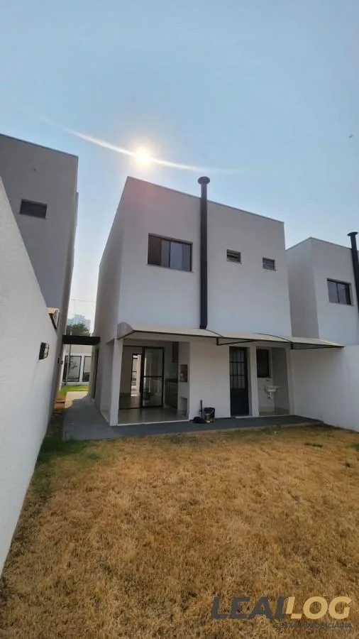 Imagens do imóveis Casa para Venda em Cuiabá / MT no bairro Jardim Tropical