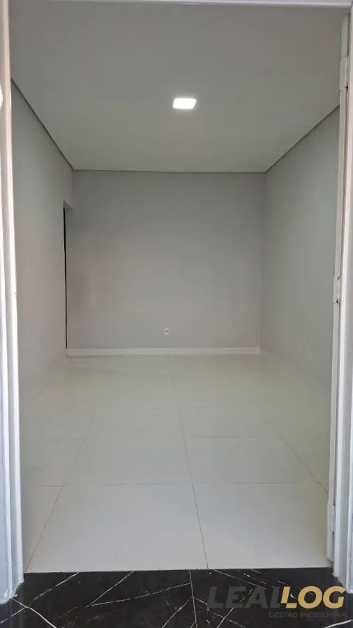 Imagens do imóveis Casa para Venda em Cuiabá / MT no bairro CPA 3