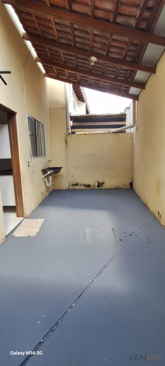 Imagens do imóveis ALUGO - Casa sobrado no Condominio Olinda - Cuiabá - MT