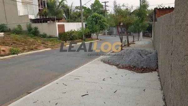 Imagens do imóveis Terreno para Venda em Cuiabá / MT no bairro Santa Rosa