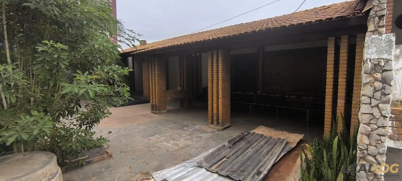 Imagens do imóveis Casa Comercial para Venda em Cuiabá / MT no bairro Duque de Caxias