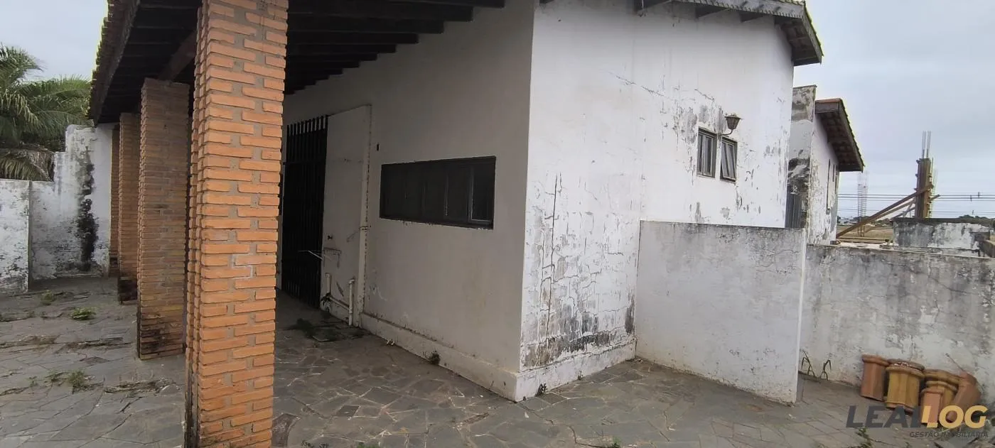 Imagens do imóveis Casa Comercial para Venda em Cuiabá / MT no bairro Duque de Caxias