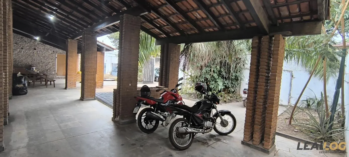 Imagens do imóveis Casa Comercial para Venda em Cuiabá / MT no bairro Duque de Caxias