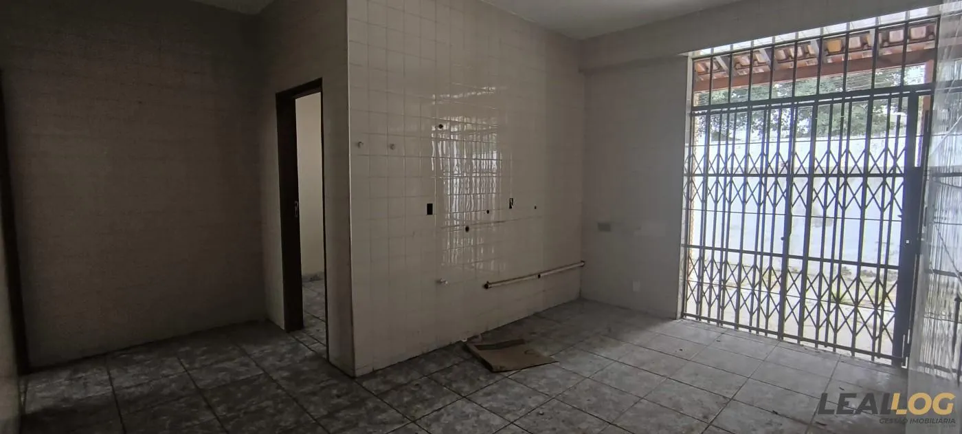 Imagens do imóveis Casa Comercial para Venda em Cuiabá / MT no bairro Duque de Caxias