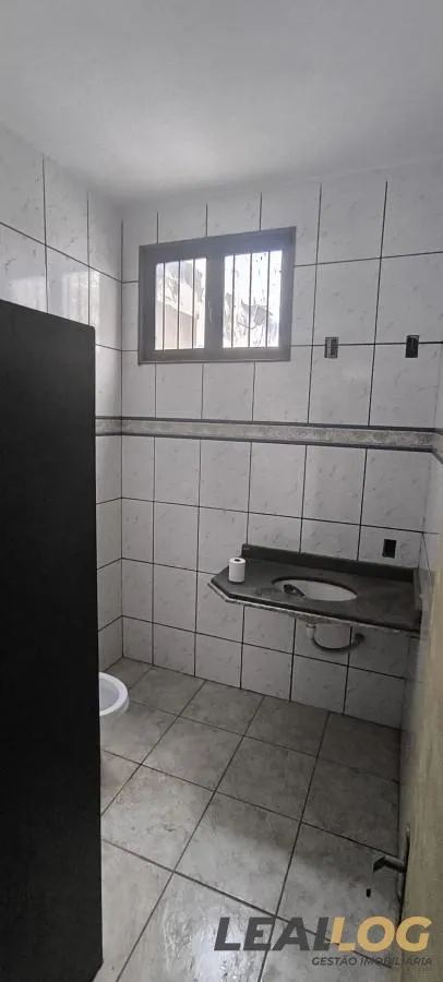 Imagens do imóveis Casa Comercial para Venda em Cuiabá / MT no bairro Duque de Caxias