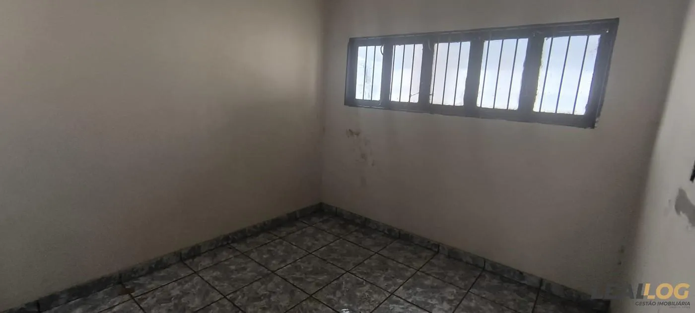 Imagens do imóveis Casa Comercial para Venda em Cuiabá / MT no bairro Duque de Caxias