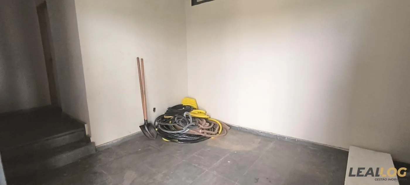 Imagens do imóveis Casa Comercial para Venda em Cuiabá / MT no bairro Duque de Caxias