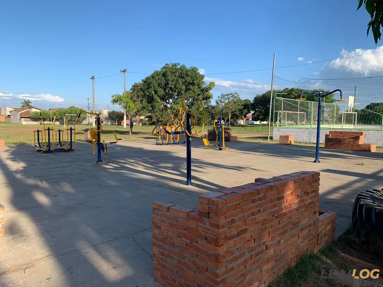 Imagens do imóveis Terreno em Condomínio para Venda em Cuiabá / MT no bairro Distrito Industrial