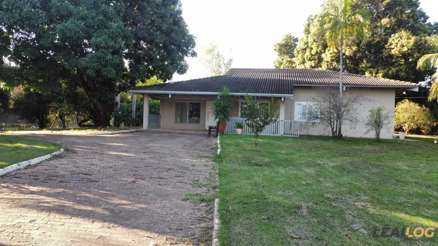 Área para Venda em Cuiabá / MT no bairro Parque Atalaia