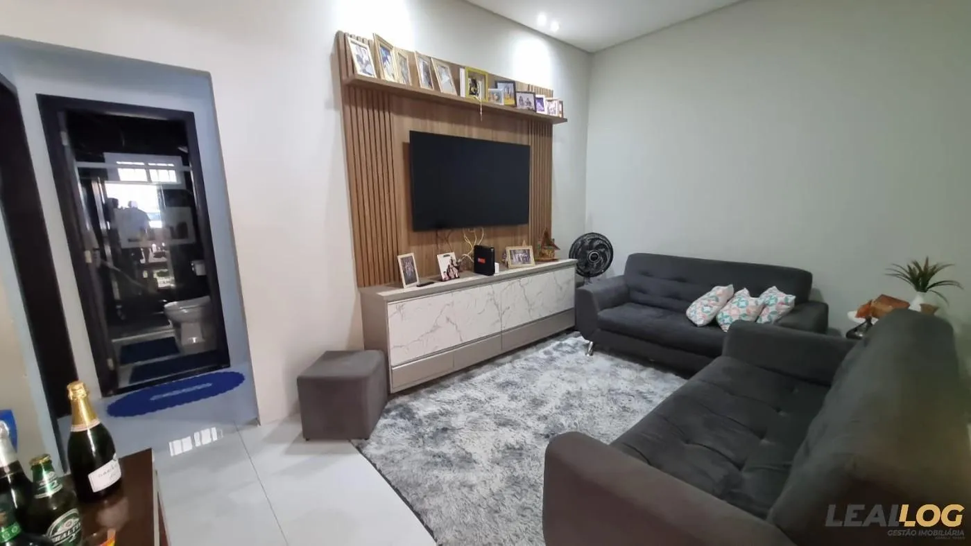 Imagens do imóveis Casa para Venda em Cuiabá / MT no bairro Morada do Ouro