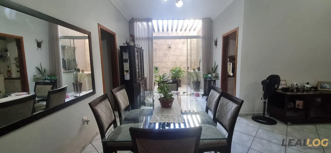 Imagens do imóveis Casa Comercial para Venda em Cuiabá / MT no bairro Jardim Italia