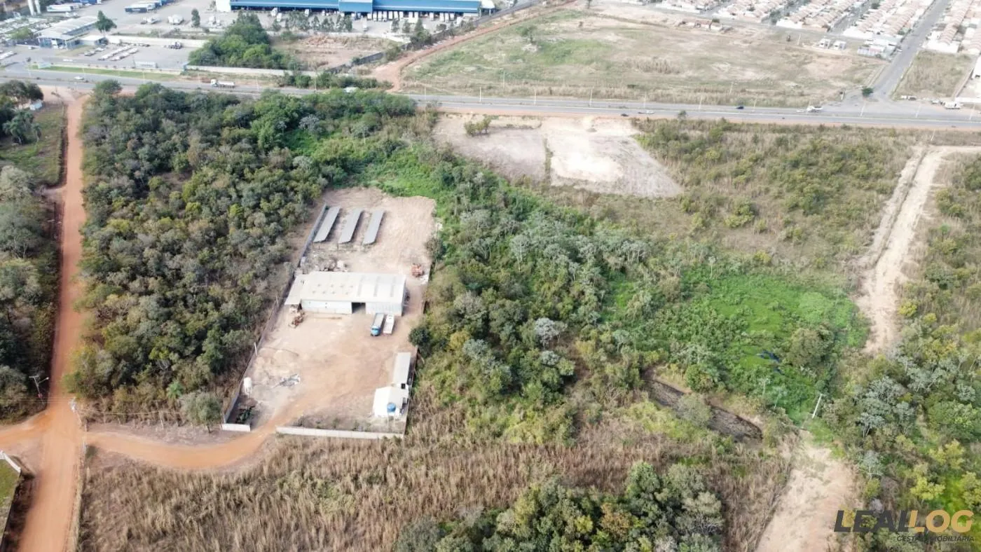 Área para Venda em Cuiabá / MT no bairro Parque Humaitá