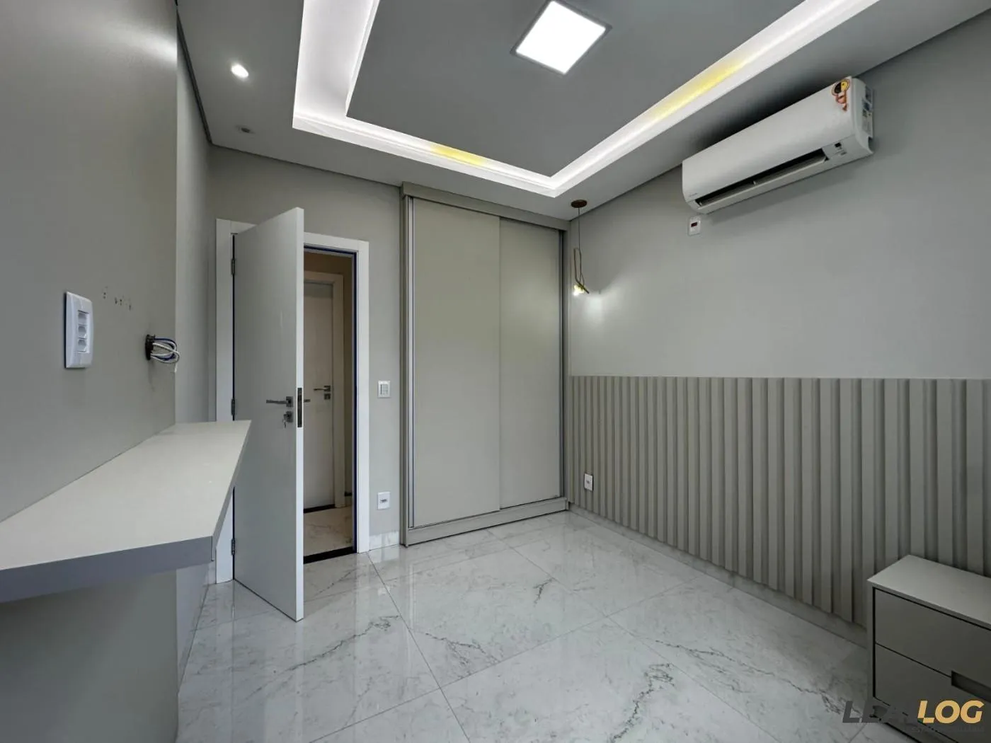 Imagens do imóveis Casa em Condomínio para Venda em Cuiabá / MT no bairro Nova Conquista