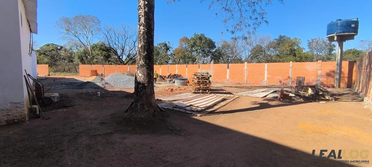 Imagens do imóveis Galpão para Locação em Várzea Grande / MT no bairro Distrito do Capão do Piqui