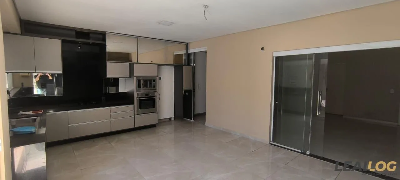 Imagens do imóveis Casa em Condomínio para Venda em Várzea Grande / MT no bairro 23 de Setembro