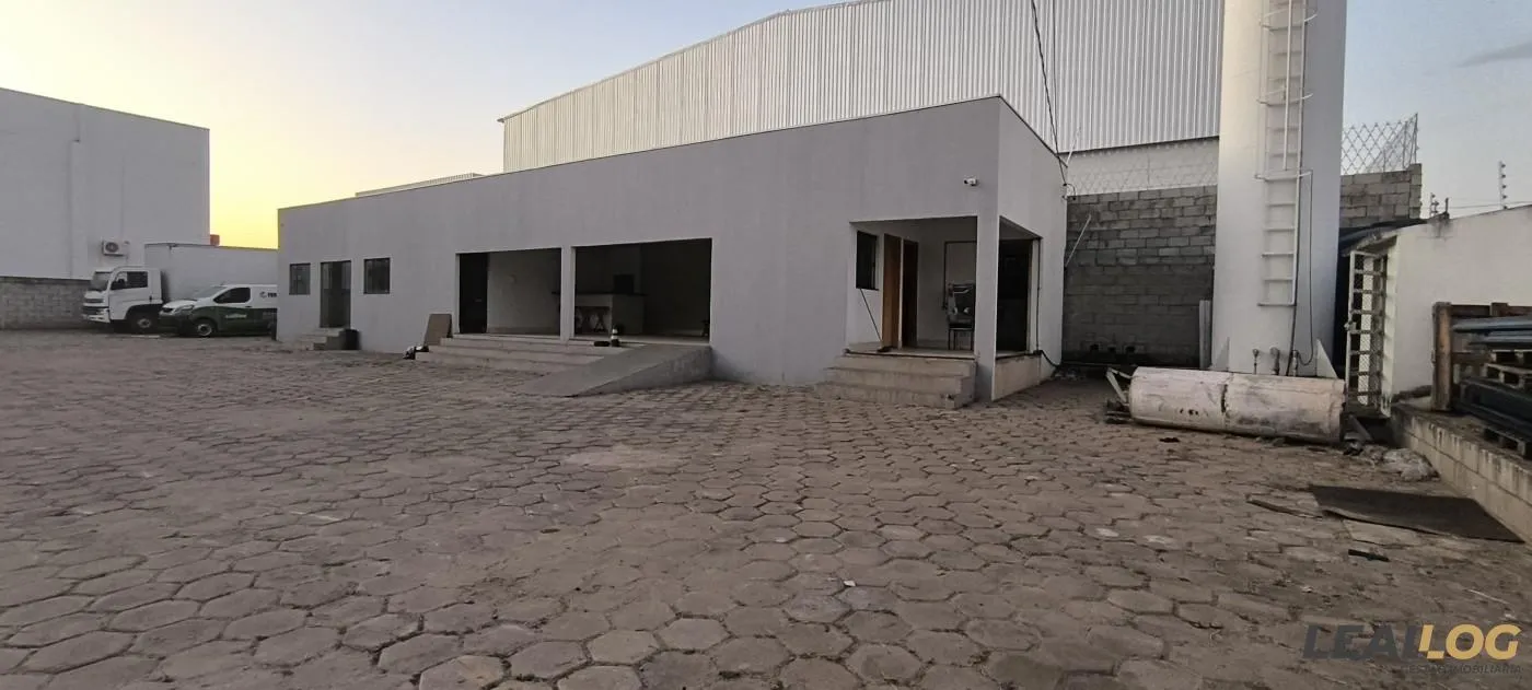Galpão para Locação em Cuiabá / MT no bairro Jardim Industriário