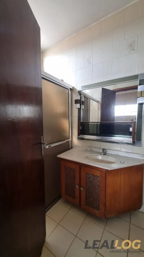 Imagens do imóveis Casa para Venda em Cuiabá / MT no bairro Jardim Tropical