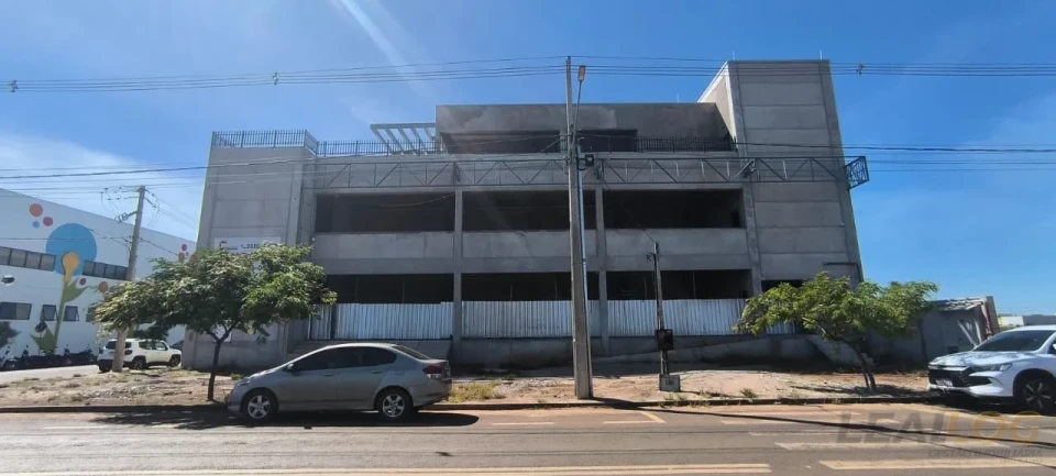 Imagens do imóveis Alugo Armazém de 1600m² em Sinop/MT – Localização Estratégica