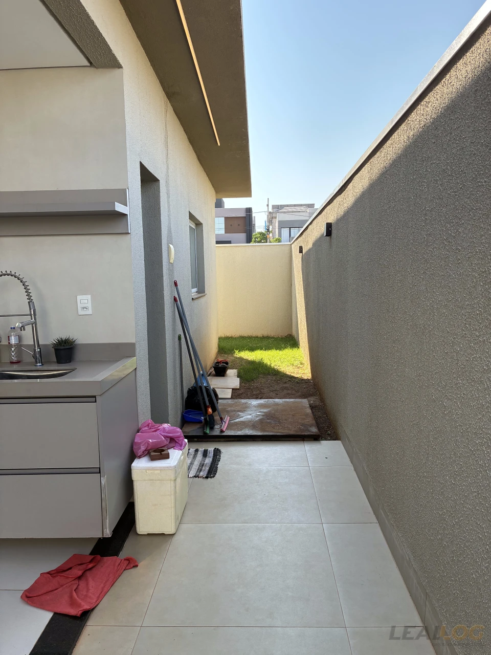 Imagens do imóveis Alugo Casa Mobiliada No Condomínio Belvedere