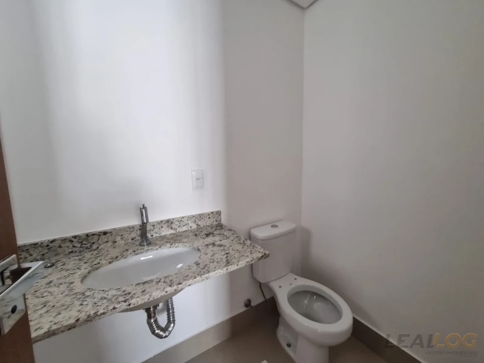 Imagens do imóveis ALUGO - Casa  sobrado Condomínio fechado  PLENO em Cuiabá - MT