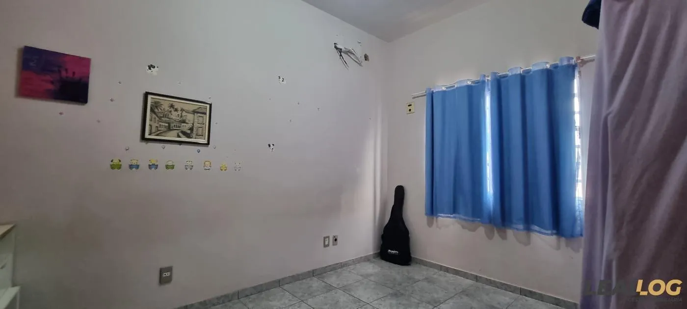 Imagens do imóveis Casa para Venda em Cuiabá / MT no bairro Araés