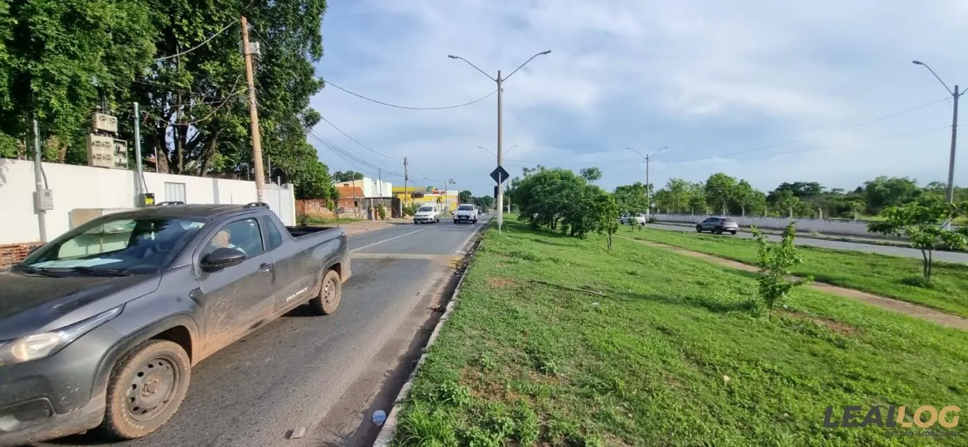 Terreno Comercial para Locação em Várzea Grande / MT no bairro Cristo Rei