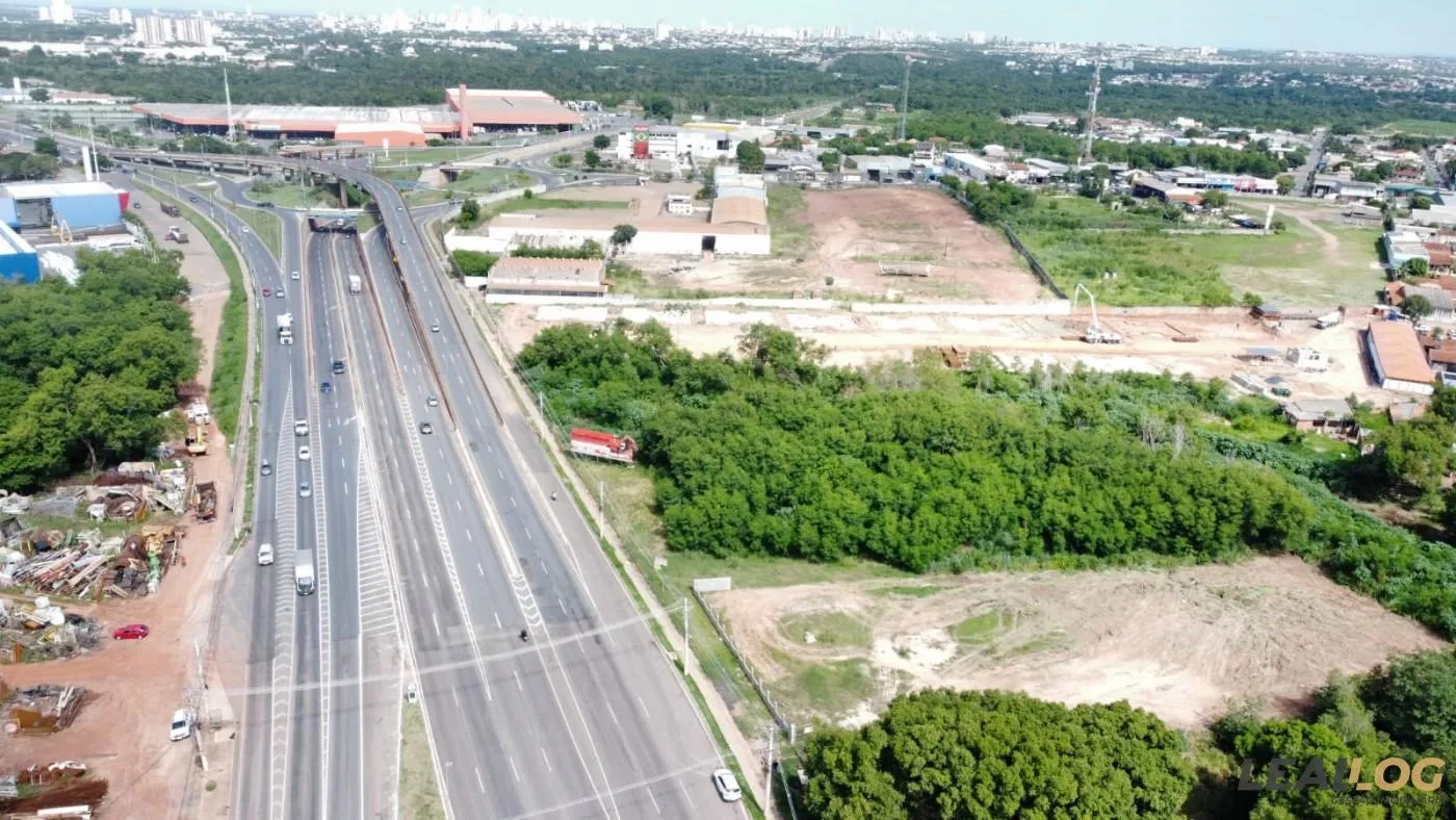 Imagens do imóveis Terreno Comercial para Venda em Cuiabá / MT no bairro Tijucal