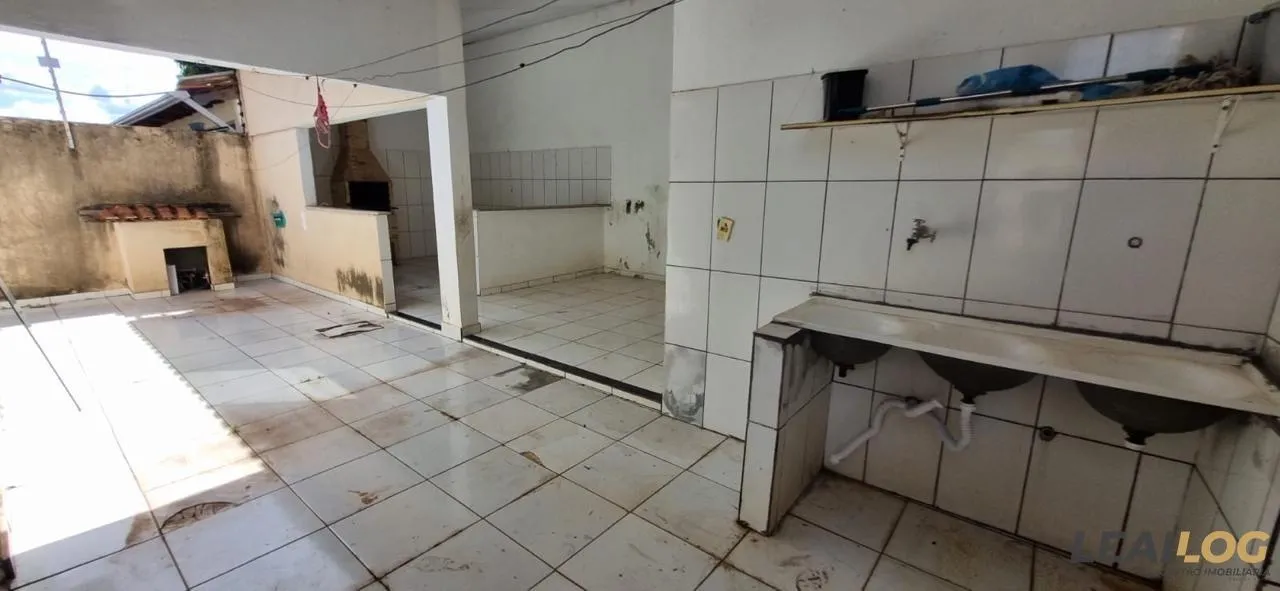 Imagens do imóveis Casa para Venda em Cuiabá / MT no bairro Santa Terezinha