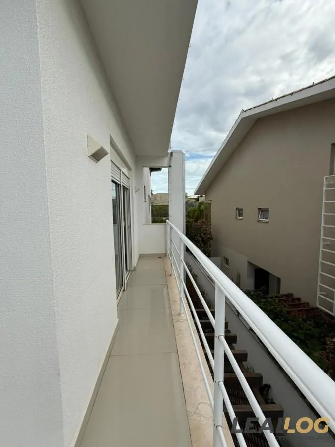 Casa em Condomínio para Venda em Cuiabá / MT no bairro Jardim Italia