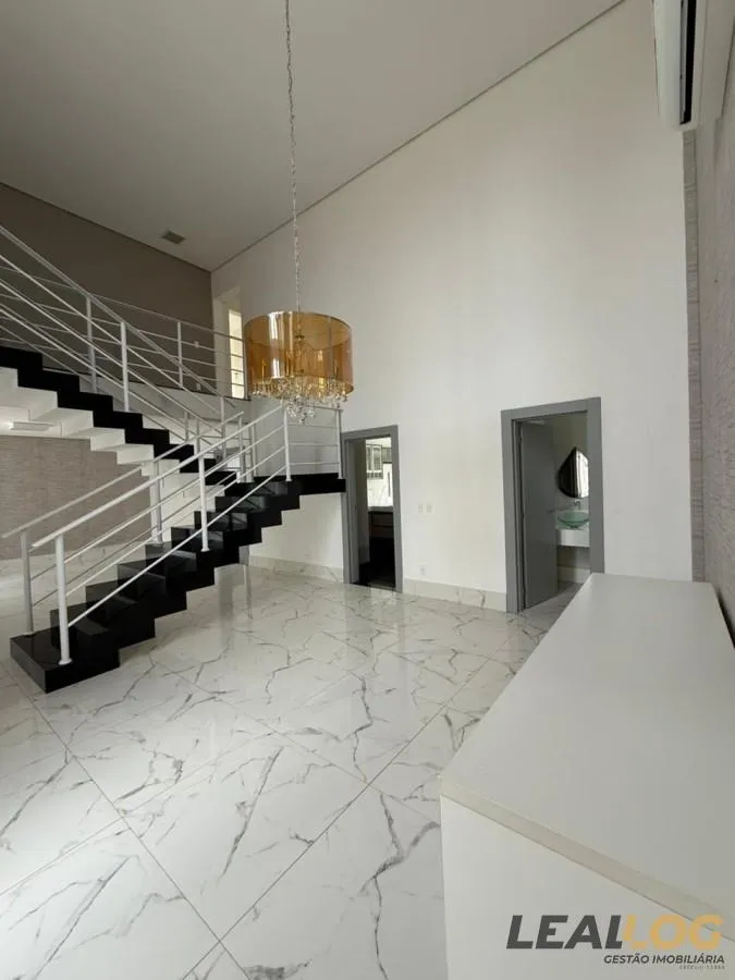 Casa em Condomínio para Venda em Cuiabá / MT no bairro Jardim Italia