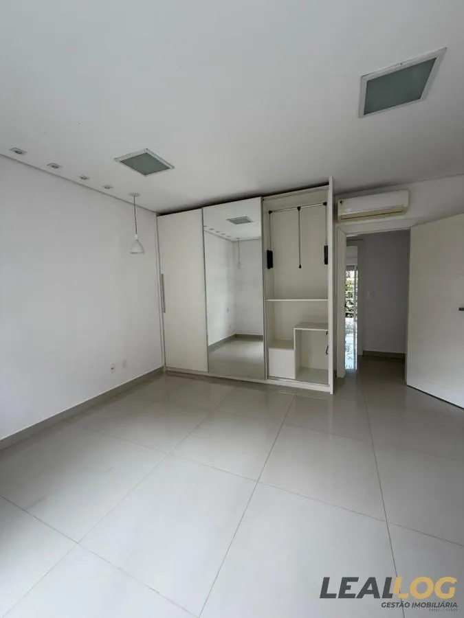 Casa em Condomínio para Venda em Cuiabá / MT no bairro Jardim Italia