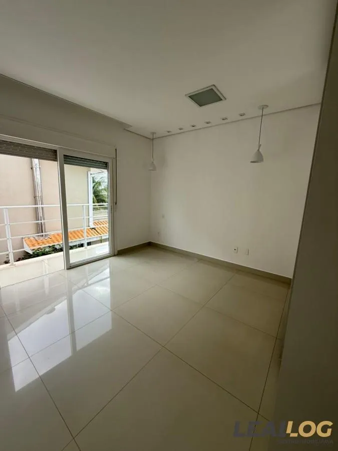 Casa em Condomínio para Venda em Cuiabá / MT no bairro Jardim Italia