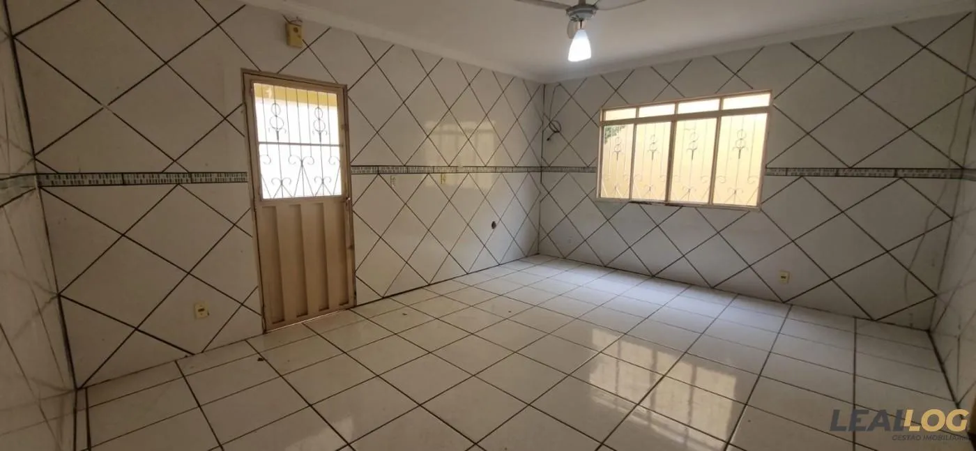 Imagens do imóveis Casa para Venda em Cuiabá / MT no bairro CPA 3
