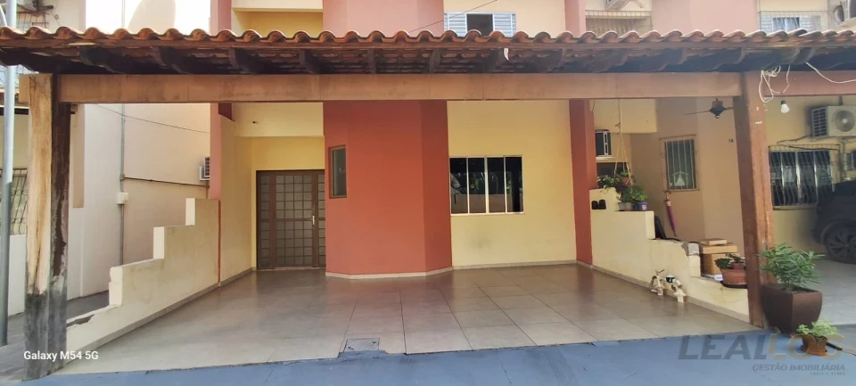 Imagens do imóveis ALUGO - Casa sobrado no Condominio Olinda - Cuiabá - MT