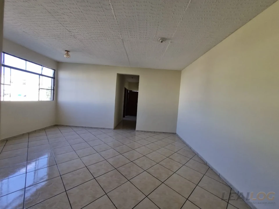 Imagens do imóveis VENDO - Apartamento no Ed. Diana o bairro Cophamil em Cuiabá - MT