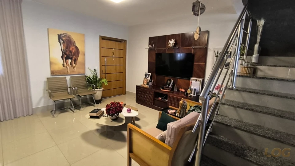 Imagens do imóveis VENDO CASA SOBRADO | CONDOMINIO SOLAR DAS TORRES - CUIABÁ - MT