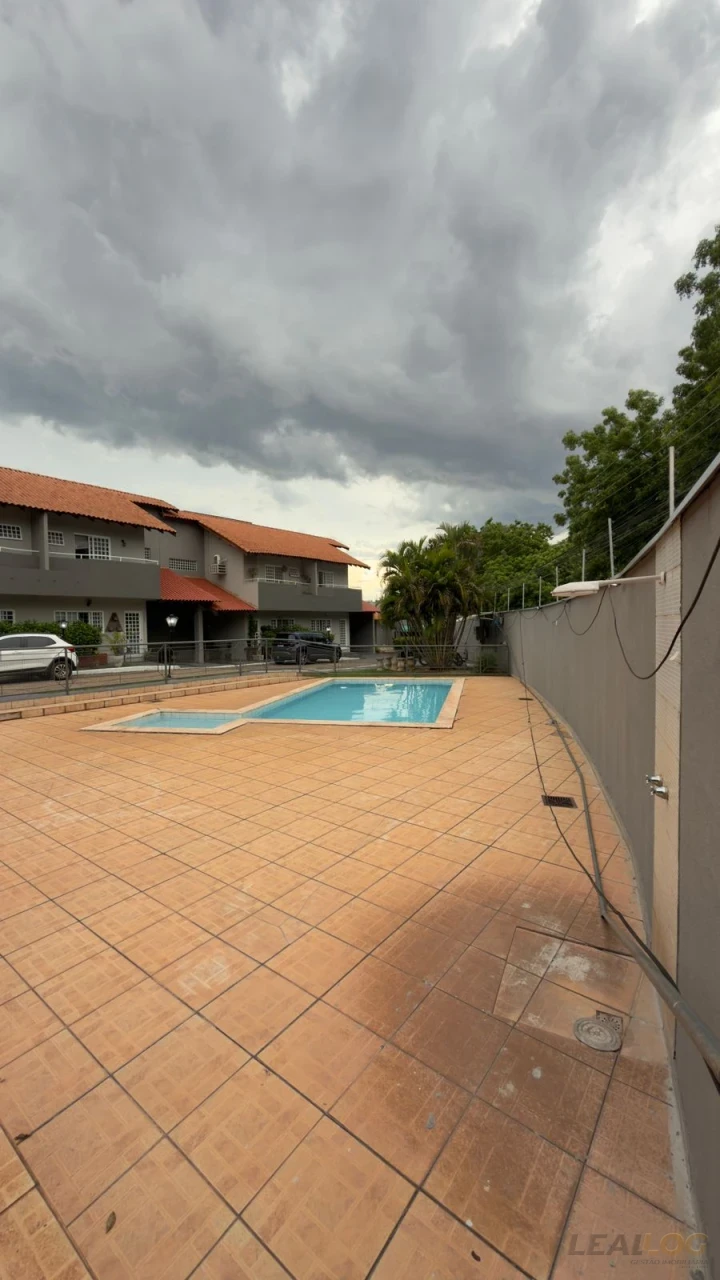 Casa a venda em condomínio!