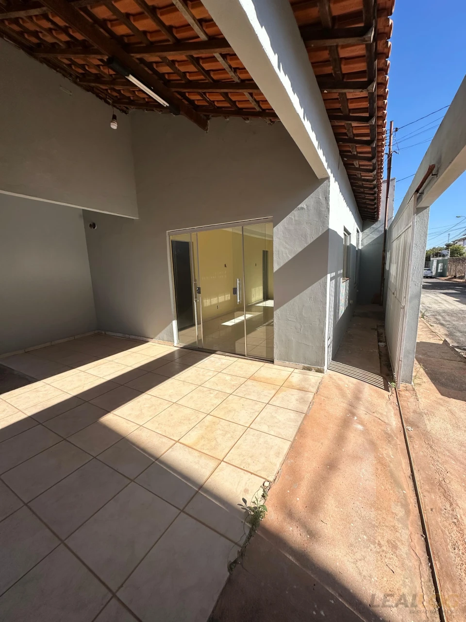 Imagens do imóveis Casa em condomínio á  VENDA!