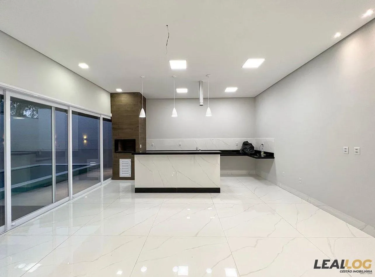 Casa em Condomínio para Venda em Cuiabá / MT no bairro Jardim Imperial