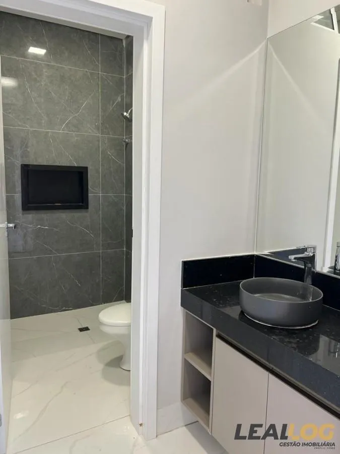 Casa em Condomínio para Venda em Cuiabá / MT no bairro Jardim Imperial