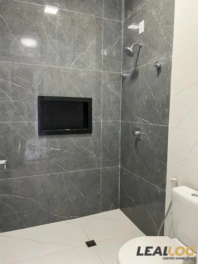 Casa em Condomínio para Venda em Cuiabá / MT no bairro Jardim Imperial