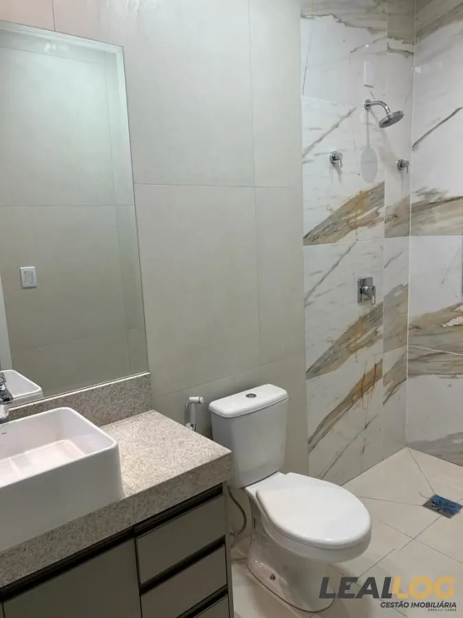 Casa em Condomínio para Venda em Cuiabá / MT no bairro Jardim Imperial