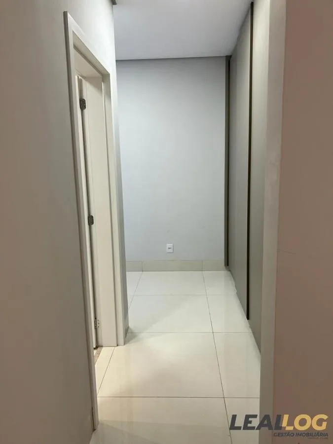 Casa em Condomínio para Venda em Cuiabá / MT no bairro Jardim Imperial